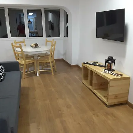 House Airport * Lisboa