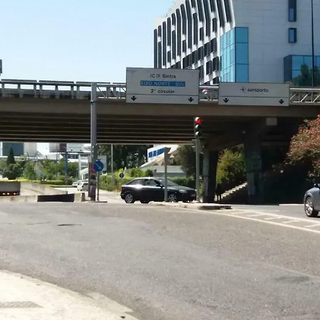 House Airport דירה *