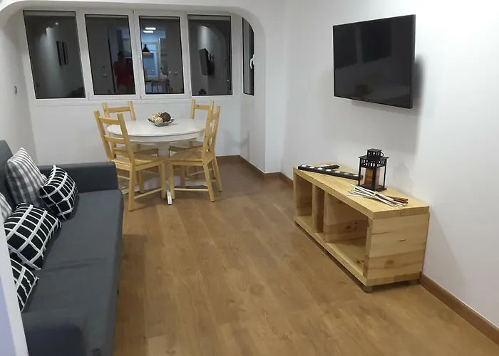 House Airport * ליסבון