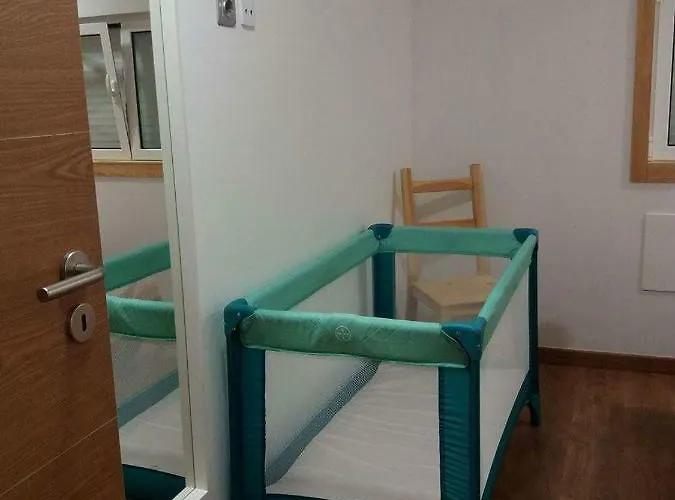 House Airport דירה *